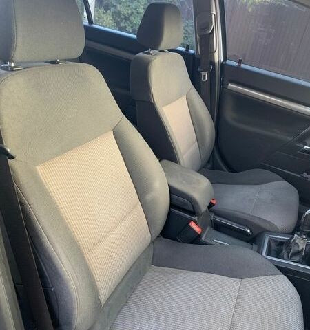 Серый Опель Вектра, объемом двигателя 1.8 л и пробегом 260 тыс. км за 4500 $, фото 6 на Automoto.ua