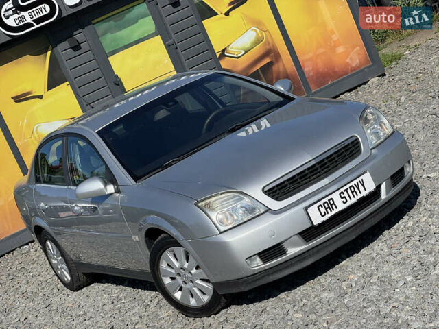 Опель Вектра 2003 в Стрые на Automoto.ua Серый Опель Вектра, объемом двигателя 2.2 л и пробегом 251 тыс. км за 4300 $, фото 12 на Automoto.ua