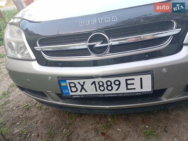Сірий Опель Вектра, об'ємом двигуна 1.8 л та пробігом 268 тис. км за 3850 $, фото 4 на Automoto.ua