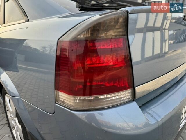 Серый Опель Вектра, объемом двигателя 2.17 л и пробегом 170 тыс. км за 4300 $, фото 20 на Automoto.ua