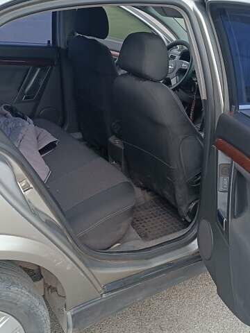 Серый Опель Вектра, объемом двигателя 2.2 л и пробегом 246 тыс. км за 3800 $, фото 7 на Automoto.ua