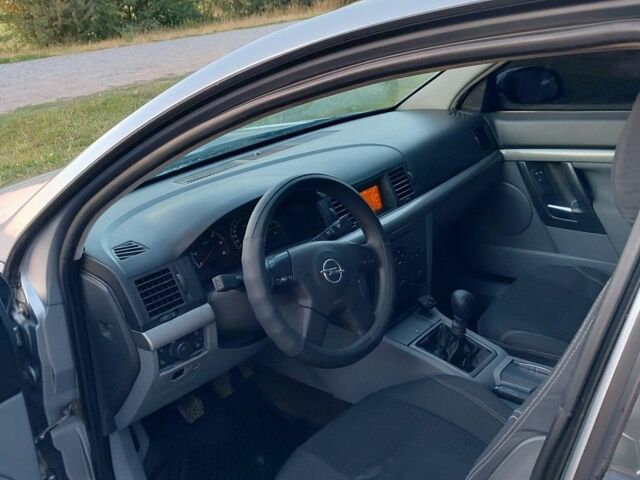 Сірий Опель Вектра, об'ємом двигуна 2 л та пробігом 38 тис. км за 3000 $, фото 8 на Automoto.ua