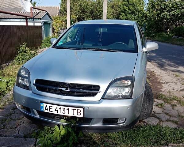 Сірий Опель Вектра, об'ємом двигуна 1.8 л та пробігом 290 тис. км за 4500 $, фото 1 на Automoto.ua