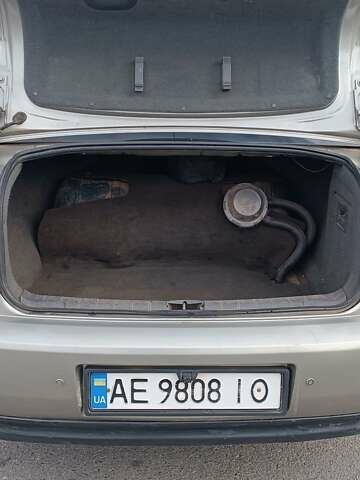 Серый Опель Вектра, объемом двигателя 2.2 л и пробегом 246 тыс. км за 3800 $, фото 13 на Automoto.ua