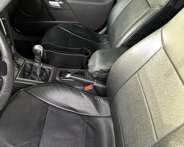 Сірий Опель Вектра, об'ємом двигуна 1.8 л та пробігом 164 тис. км за 4800 $, фото 11 на Automoto.ua