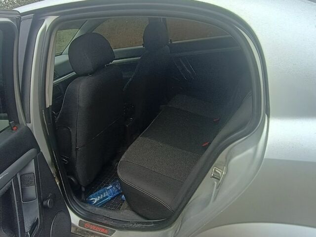 Опель Вектра 2003 в Хмельнике на Automoto.ua Серый Опель Вектра, объемом двигателя 2.2 л и пробегом 347 тыс. км за 3500 $, фото 6 на Automoto.ua