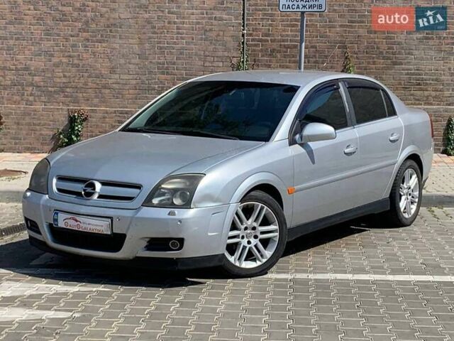 Сірий Опель Вектра, об'ємом двигуна 2.2 л та пробігом 254 тис. км за 3500 $, фото 1 на Automoto.ua
