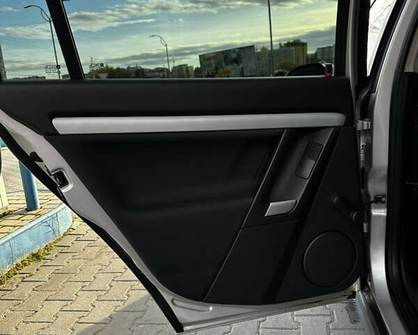 Сірий Опель Вектра, об'ємом двигуна 1.8 л та пробігом 164 тис. км за 4800 $, фото 17 на Automoto.ua