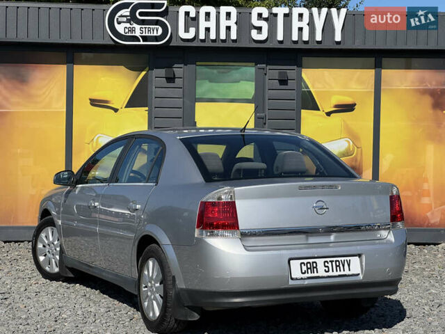 Опель Вектра 2003 в Стрые на Automoto.ua Серый Опель Вектра, объемом двигателя 2.2 л и пробегом 251 тыс. км за 4300 $, фото 2 на Automoto.ua