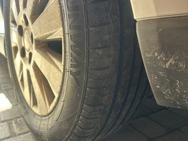 Серый Опель Вектра, объемом двигателя 2.2 л и пробегом 300 тыс. км за 860 $, фото 1 на Automoto.ua