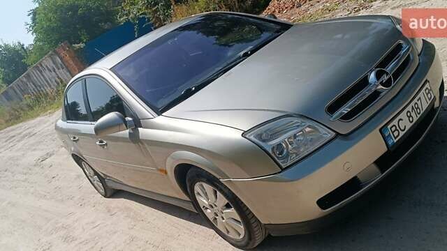 Серый Опель Вектра, объемом двигателя 1.8 л и пробегом 294 тыс. км за 3200 $, фото 2 на Automoto.ua