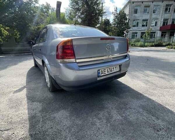 Сірий Опель Вектра, об'ємом двигуна 1.8 л та пробігом 254 тис. км за 4300 $, фото 1 на Automoto.ua