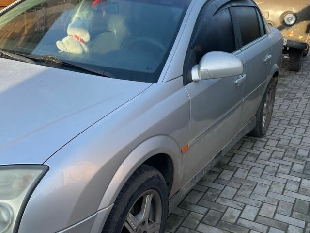 Сірий Опель Вектра, об'ємом двигуна 2.2 л та пробігом 296 тис. км за 3800 $, фото 1 на Automoto.ua