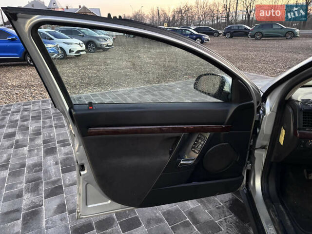 Серый Опель Вектра, объемом двигателя 2.17 л и пробегом 260 тыс. км за 3699 $, фото 11 на Automoto.ua