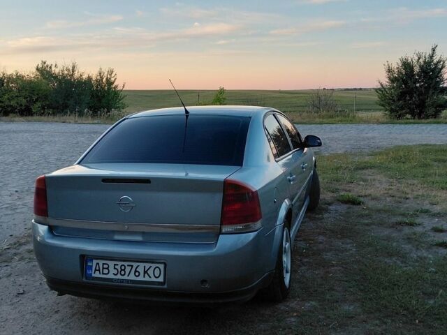 Сірий Опель Вектра, об'ємом двигуна 2 л та пробігом 38 тис. км за 3000 $, фото 1 на Automoto.ua