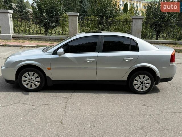 Сірий Опель Вектра, об'ємом двигуна 2.2 л та пробігом 250 тис. км за 3500 $, фото 19 на Automoto.ua