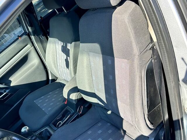 Серый Опель Вектра, объемом двигателя 1.6 л и пробегом 276 тыс. км за 3300 $, фото 5 на Automoto.ua