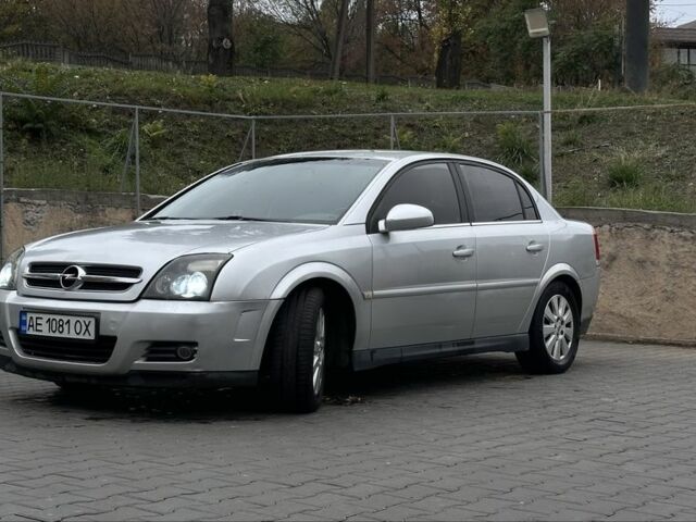 Серый Опель Вектра, объемом двигателя 1.8 л и пробегом 237 тыс. км за 3500 $, фото 2 на Automoto.ua