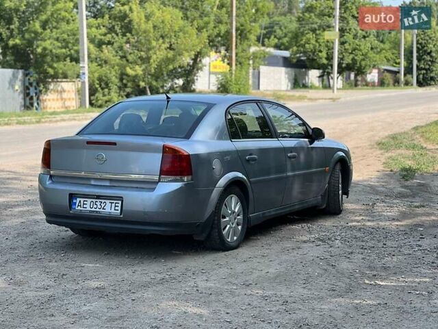 Серый Опель Вектра, объемом двигателя 2.2 л и пробегом 415 тыс. км за 3700 $, фото 1 на Automoto.ua