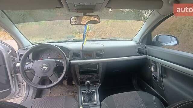 Опель Вектра 2003 в Хмельнике на Automoto.ua Серый Опель Вектра, объемом двигателя 2.17 л и пробегом 347 тыс. км за 3500 $, фото 5 на Automoto.ua