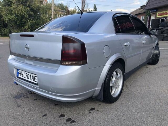 Сірий Опель Вектра, об'ємом двигуна 2 л та пробігом 345 тис. км за 3350 $, фото 2 на Automoto.ua