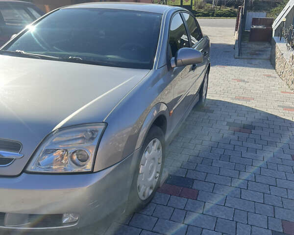 Серый Опель Вектра, объемом двигателя 2 л и пробегом 232 тыс. км за 4200 $, фото 1 на Automoto.ua