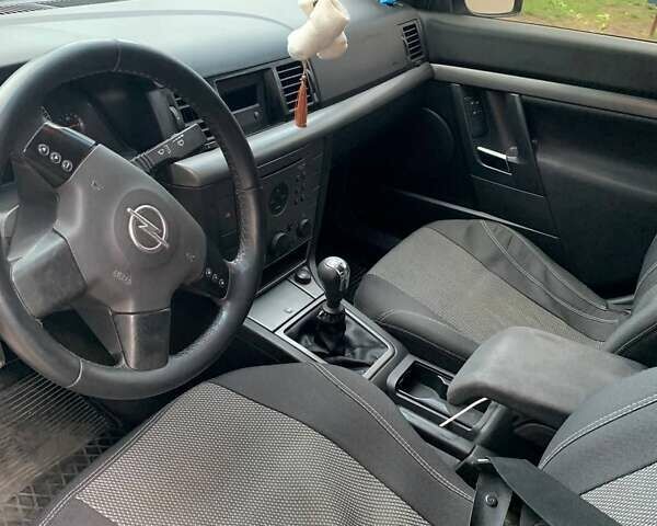 Серый Опель Вектра, объемом двигателя 1.6 л и пробегом 310 тыс. км за 3800 $, фото 16 на Automoto.ua
