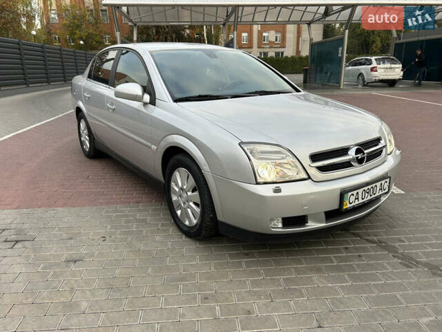 Сірий Опель Вектра, об'ємом двигуна 3.2 л та пробігом 116 тис. км за 5950 $, фото 4 на Automoto.ua