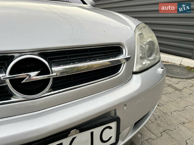 Опель Вектра 2004 у Вишневом на Automoto.ua Сірий Опель Вектра, об'ємом двигуна 2.2 л та пробігом 252 тис. км за 4900 $, фото 13 на Automoto.ua