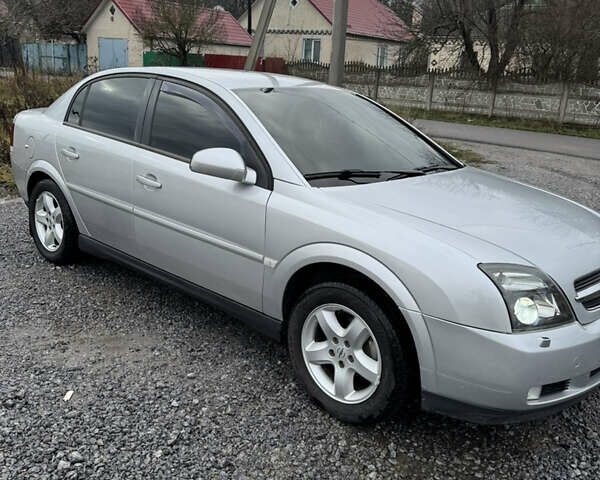 Серый Опель Вектра, объемом двигателя 1.8 л и пробегом 187 тыс. км за 4750 $, фото 4 на Automoto.ua