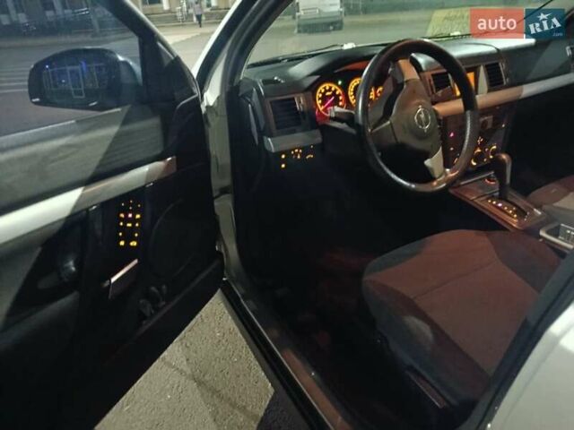 Сірий Опель Вектра, об'ємом двигуна 2.2 л та пробігом 174 тис. км за 5200 $, фото 5 на Automoto.ua