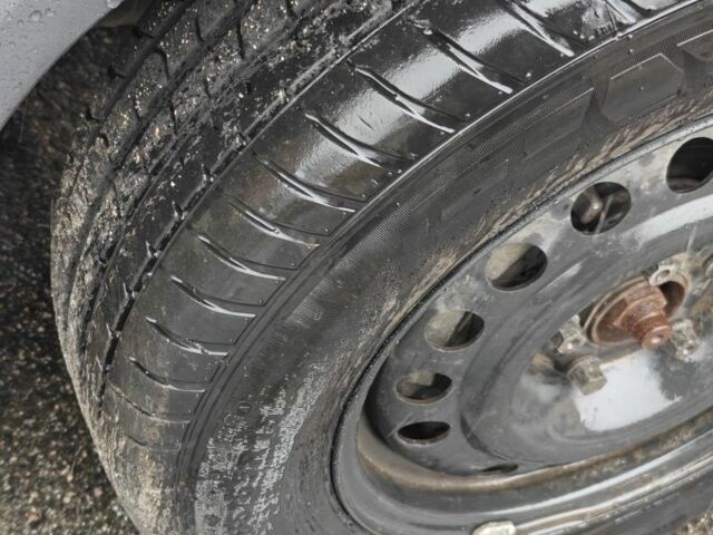 Серый Опель Вектра, объемом двигателя 2.2 л и пробегом 400 тыс. км за 3800 $, фото 2 на Automoto.ua