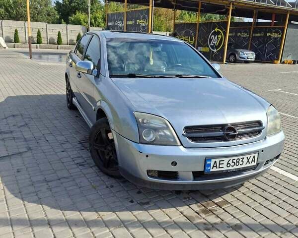 Серый Опель Вектра, объемом двигателя 3.2 л и пробегом 337 тыс. км за 5500 $, фото 3 на Automoto.ua