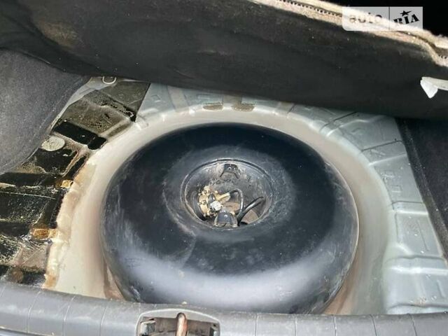 Сірий Опель Вектра, об'ємом двигуна 2.2 л та пробігом 250 тис. км за 4200 $, фото 17 на Automoto.ua