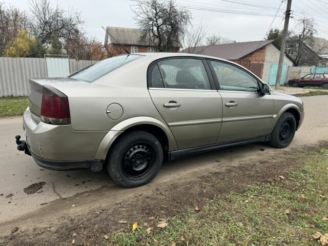 Серый Опель Вектра, объемом двигателя 2.2 л и пробегом 400 тыс. км за 2000 $, фото 9 на Automoto.ua