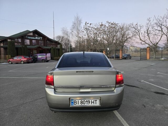 Серый Опель Вектра, объемом двигателя 2.2 л и пробегом 284 тыс. км за 3850 $, фото 5 на Automoto.ua