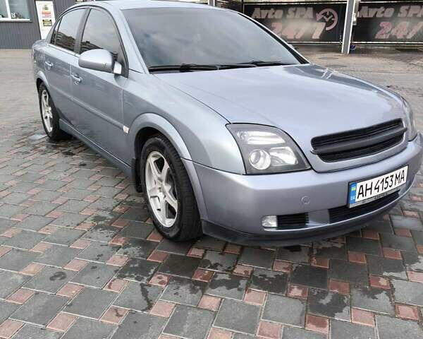 Серый Опель Вектра, объемом двигателя 2.2 л и пробегом 185 тыс. км за 4300 $, фото 3 на Automoto.ua