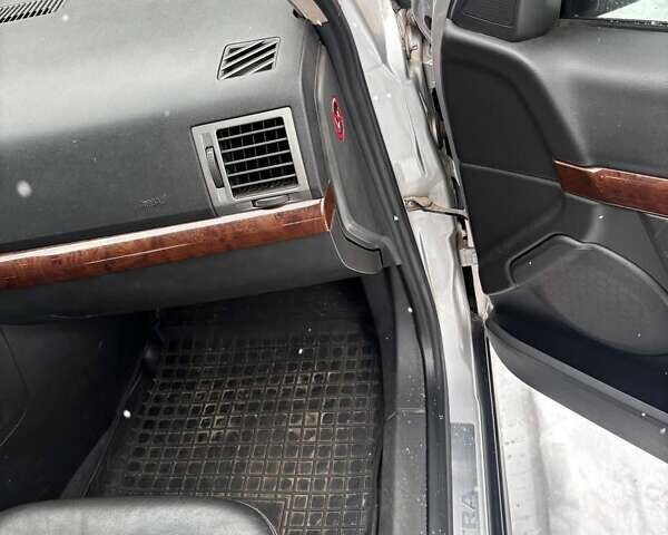 Серый Опель Вектра, объемом двигателя 2.2 л и пробегом 285 тыс. км за 3800 $, фото 9 на Automoto.ua