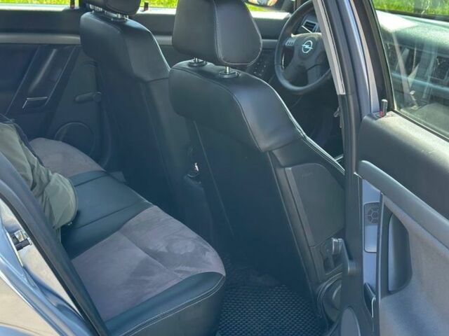 Сірий Опель Вектра, об'ємом двигуна 2 л та пробігом 300 тис. км за 3500 $, фото 9 на Automoto.ua