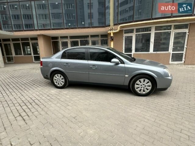 Серый Опель Вектра, объемом двигателя 2.2 л и пробегом 207 тыс. км за 4000 $, фото 5 на Automoto.ua