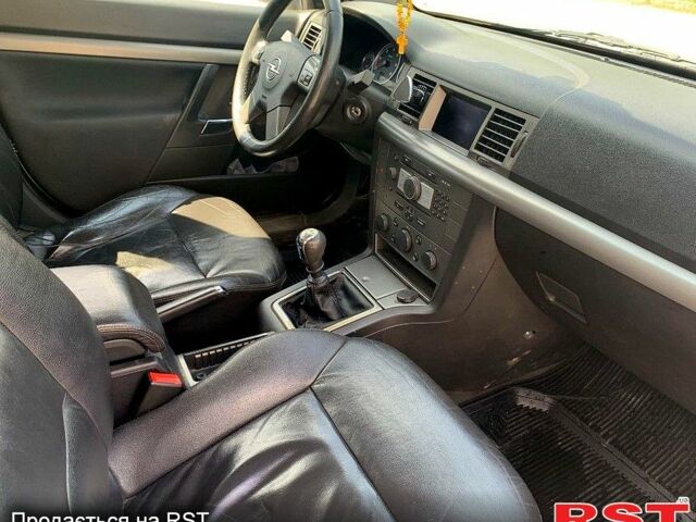 Сірий Опель Вектра, об'ємом двигуна 2.2 л та пробігом 305 тис. км за 4750 $, фото 1 на Automoto.ua