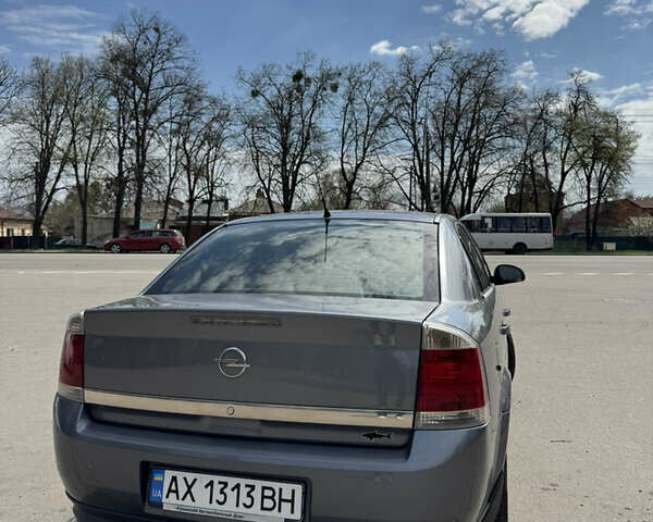 Серый Опель Вектра, объемом двигателя 2.2 л и пробегом 520 тыс. км за 3700 $, фото 7 на Automoto.ua