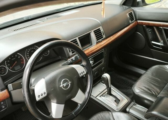 Опель Вектра 2004 у Умани на Automoto.ua Сірий Опель Вектра, об'ємом двигуна 2.2 л та пробігом 270 тис. км за 3600 $, фото 10 на Automoto.ua