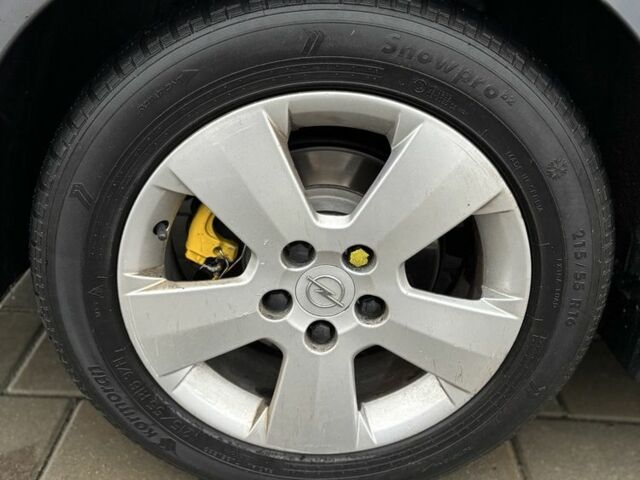 Сірий Опель Вектра, об'ємом двигуна 1.9 л та пробігом 328 тис. км за 2600 $, фото 11 на Automoto.ua