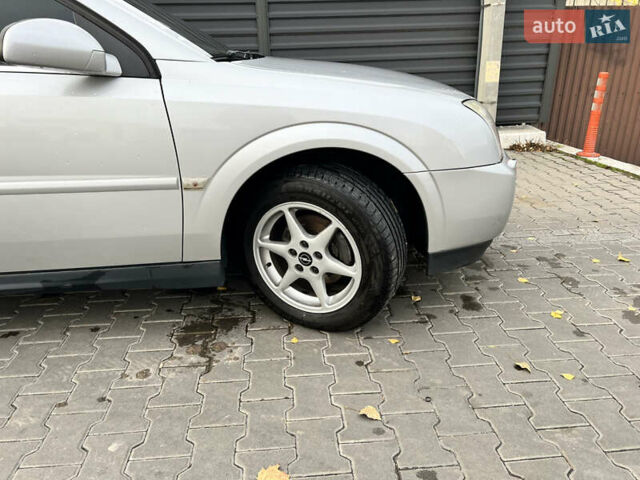 Опель Вектра 2004 у Вишневом на Automoto.ua Сірий Опель Вектра, об'ємом двигуна 2.2 л та пробігом 252 тис. км за 4900 $, фото 11 на Automoto.ua