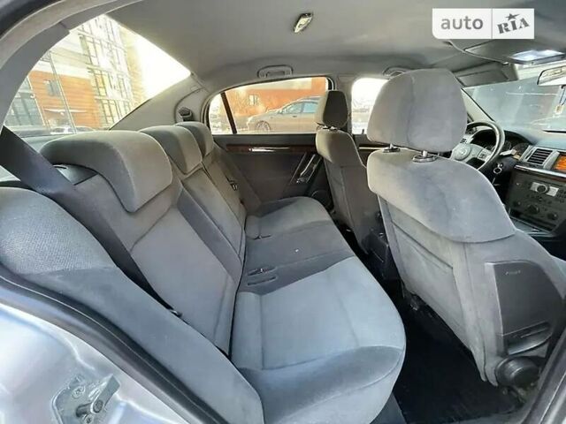 Сірий Опель Вектра, об'ємом двигуна 2.2 л та пробігом 234 тис. км за 4500 $, фото 16 на Automoto.ua