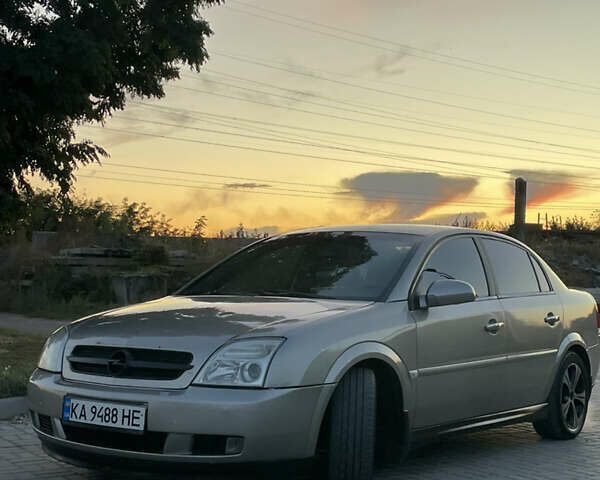 Сірий Опель Вектра, об'ємом двигуна 3.2 л та пробігом 250 тис. км за 3000 $, фото 10 на Automoto.ua