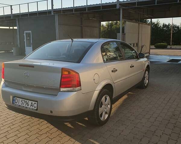 Серый Опель Вектра, объемом двигателя 1.8 л и пробегом 300 тыс. км за 3800 $, фото 1 на Automoto.ua