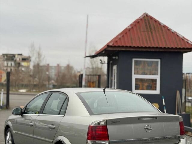 Серый Опель Вектра, объемом двигателя 0 л и пробегом 419 тыс. км за 3199 $, фото 4 на Automoto.ua