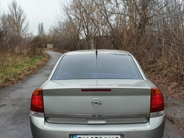 Сірий Опель Вектра, об'ємом двигуна 1.8 л та пробігом 281 тис. км за 3400 $, фото 2 на Automoto.ua